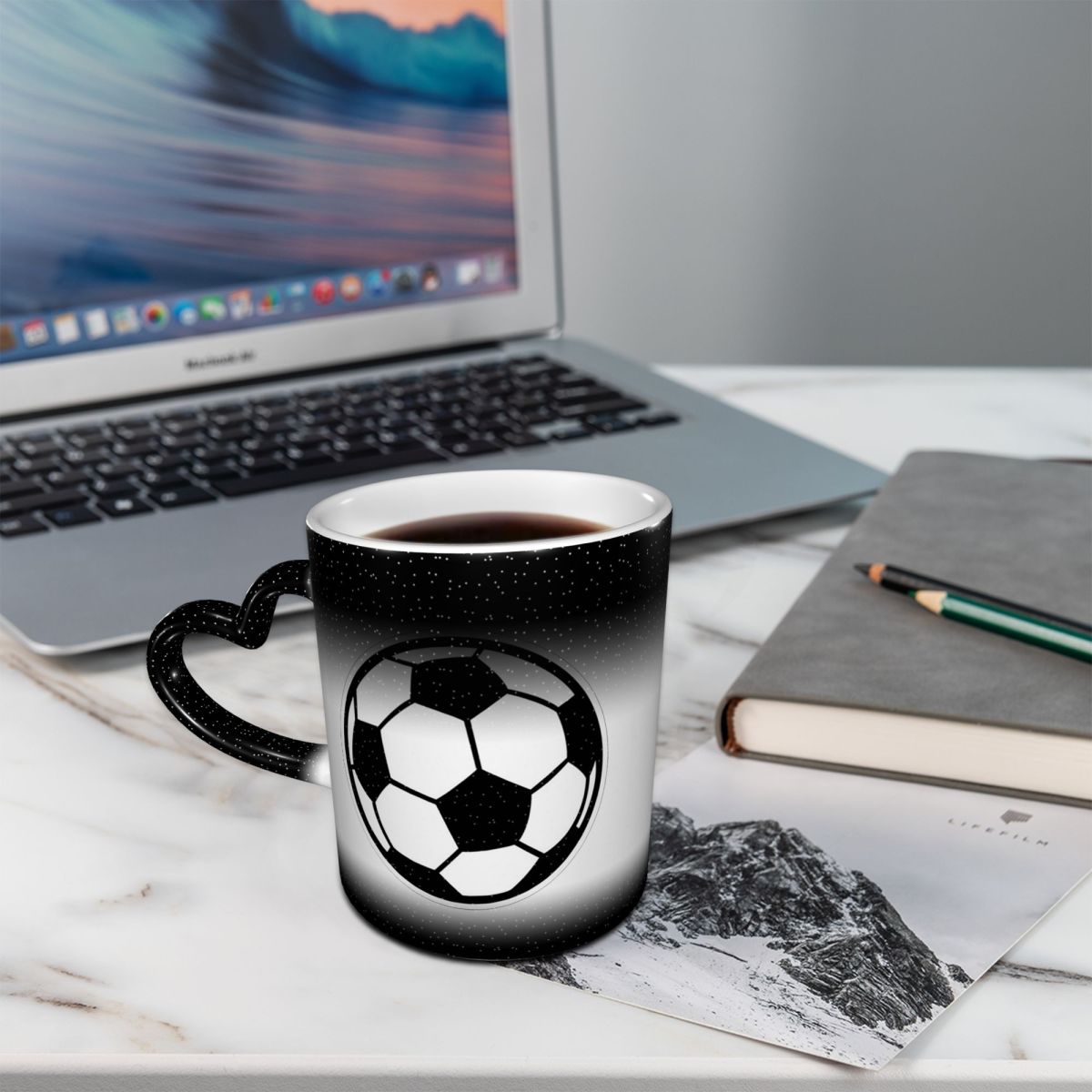 Mug Ikon Bola Sepak Bola Lucu  - Coffee Tea Icon ulasan dan harga